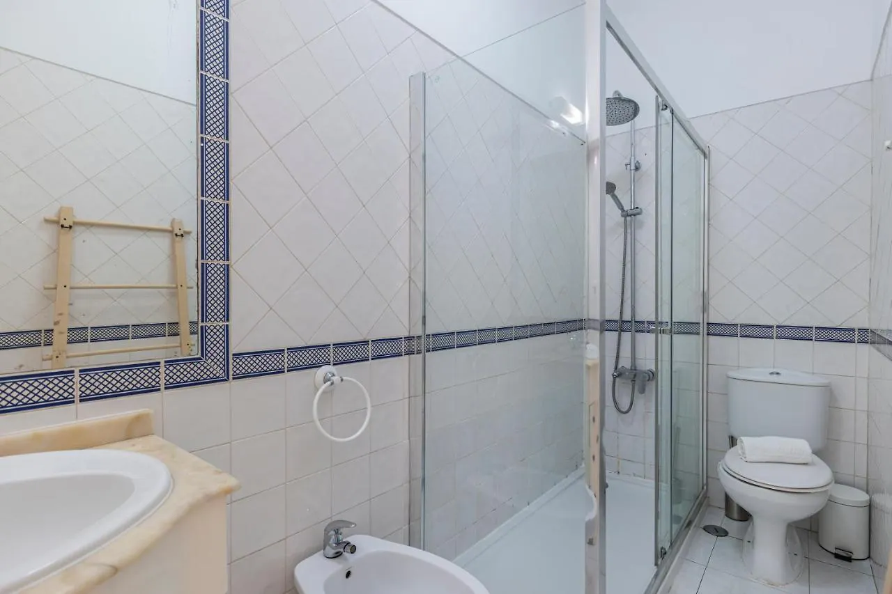 3 Bedroom Terrace Apartment By Innkeeper Lisbona Portogallo