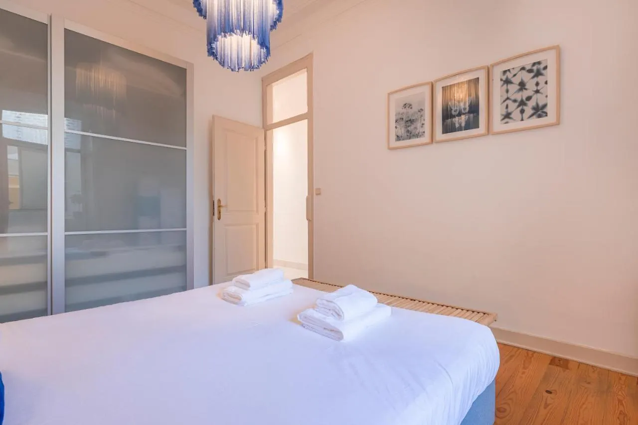 3 Bedroom Terrace Apartment By Innkeeper Lisbona