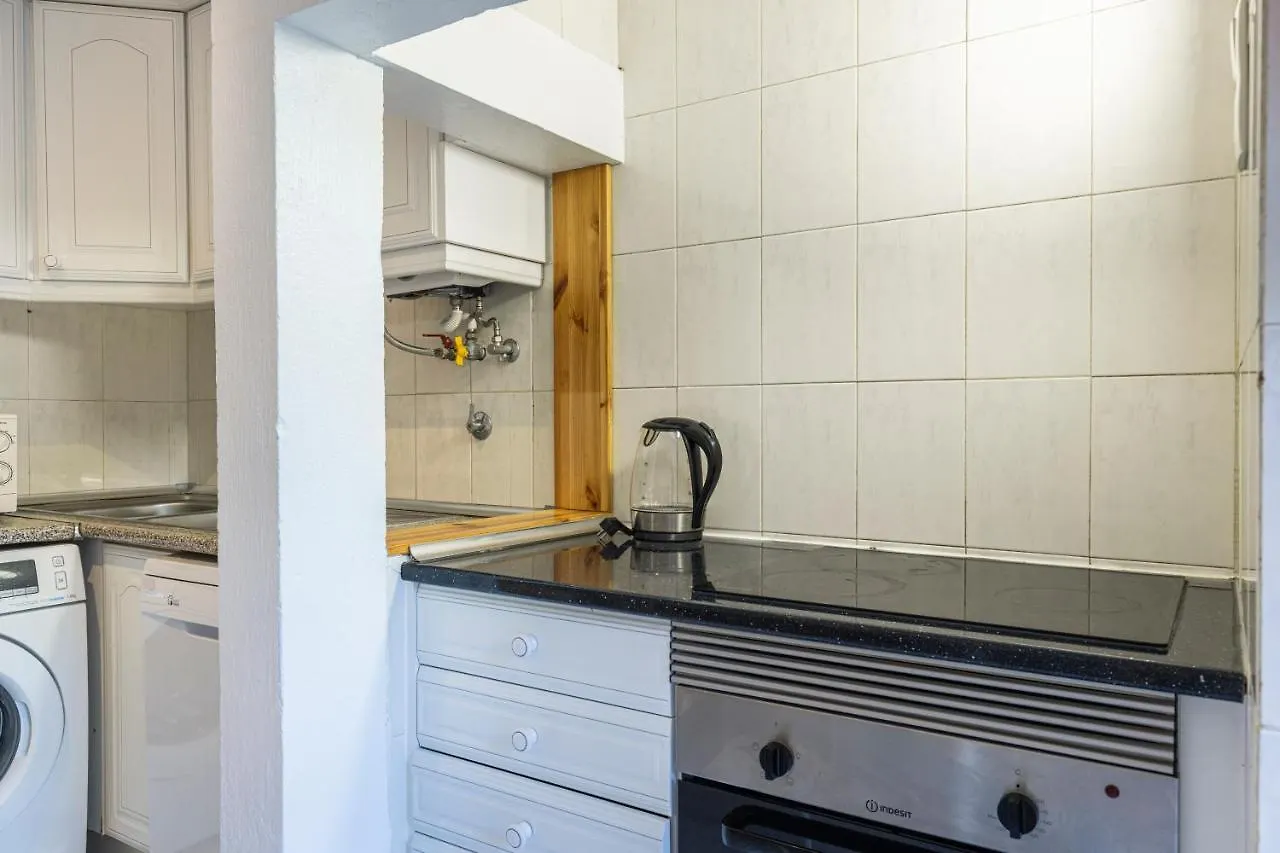3 Bedroom Terrace Apartment By Innkeeper Lisbona