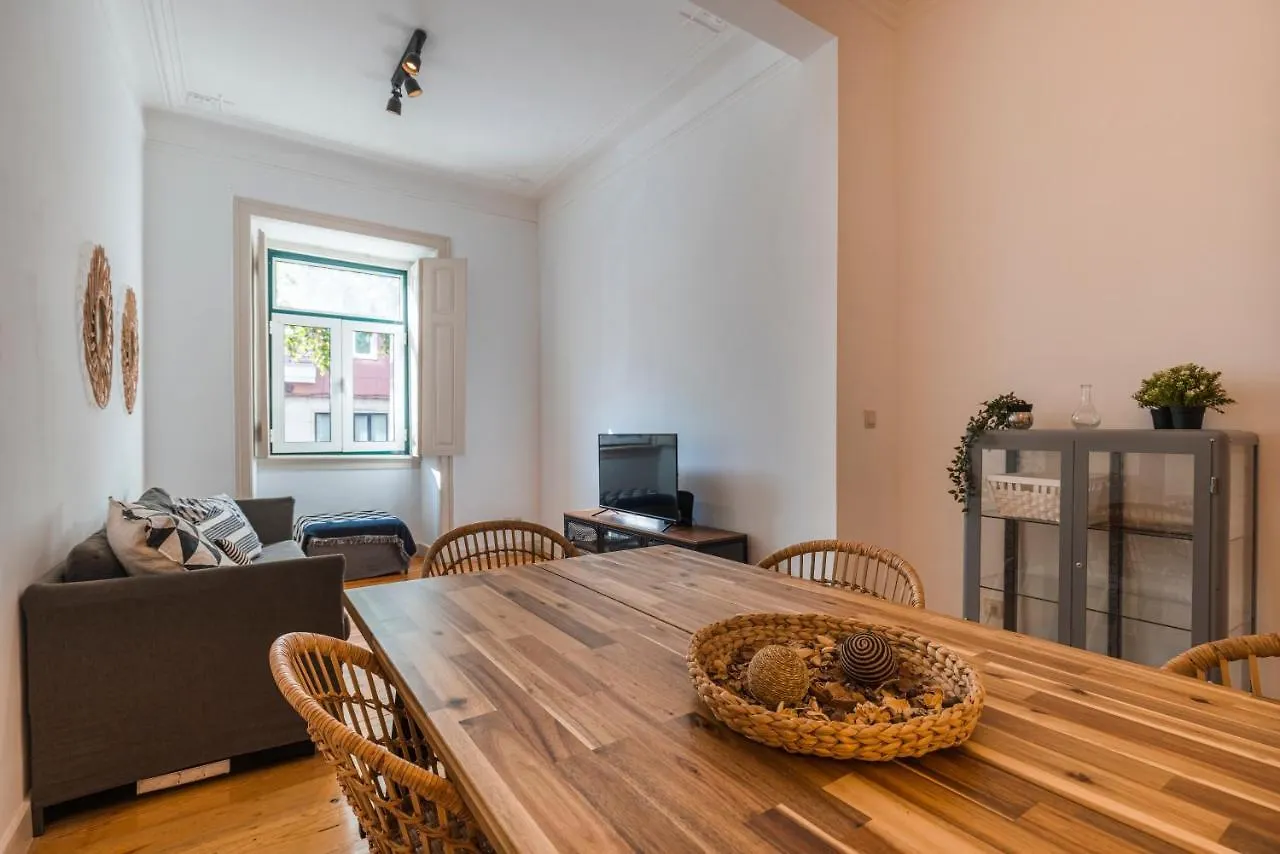 3 Bedroom Terrace Apartment By Innkeeper Lisbona Portogallo