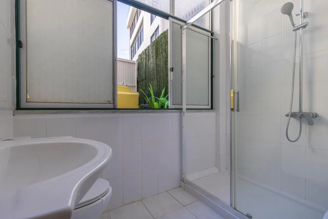 3 Bedroom Terrace Apartment By Innkeeper Lisbona