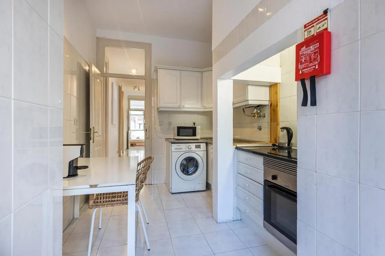 3 Bedroom Terrace Apartment By Innkeeper Lisbona